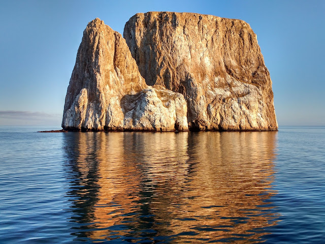 Kicker Rock o León dormido, Islas Galápagos