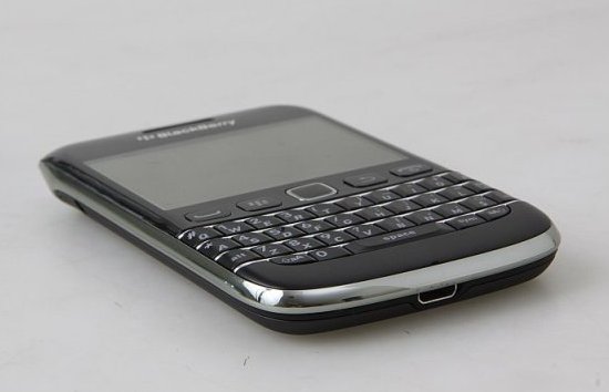 BlackBerry Bold 9790 Bellagio Harga Spesifikasi BlackBerry Bold 9790 Bellagio Harga Spesifikasi