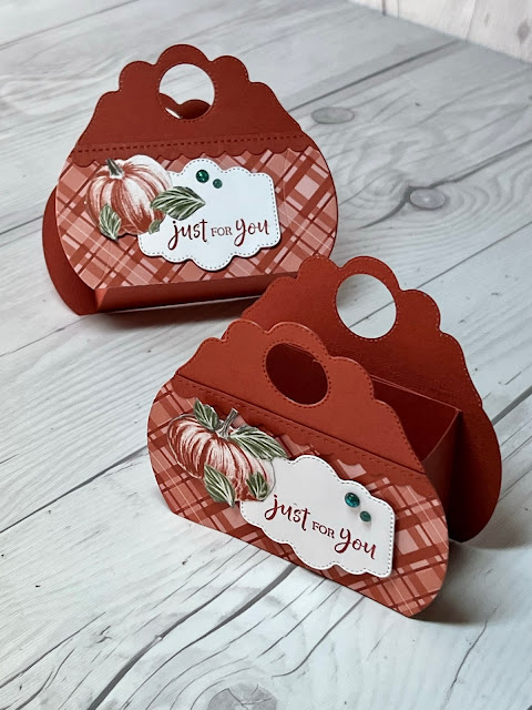 Two Thanksgiving Treat Holders created using Stampin' Up! Pretty Pillowbox Dies