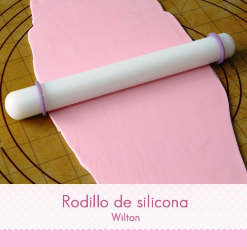 http://reposteria-creativa-online.es/rodillos-estecas-alisadores-y-bases-de-trabajo/25-rodillo-silicona-wilton-22cm-anillos-niveladores.html