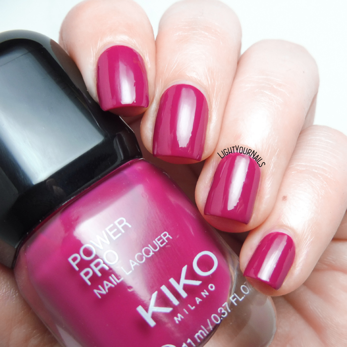 Smalto lampone Kiko Power Pro 111 Sweet Raspberry creme nail polish #kikonails #kikocosmetics #kikotrendsetter #lightyournails