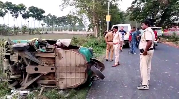 Two-cars-collide-head-on