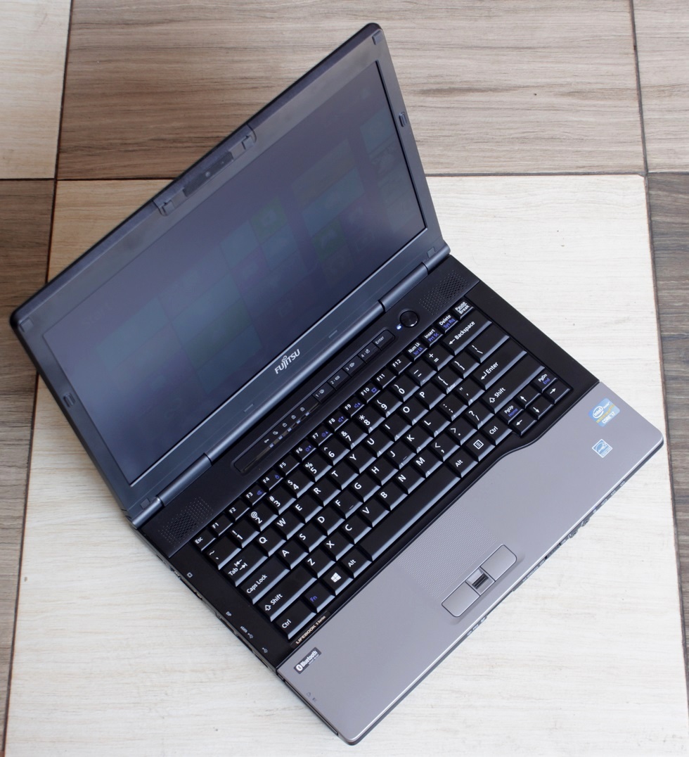 Laptop Fujitsu S752 Spek Tinggi Bekas  Jual Beli Laptop 