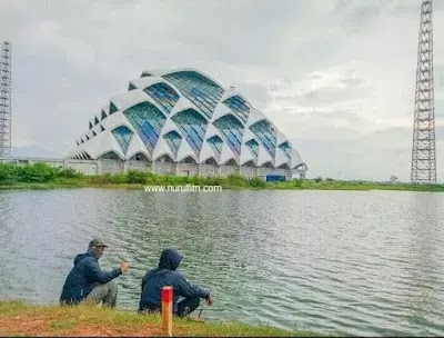 Masjid Al Jabbar Bandung Tempat Wisata Religi Jawa Barat