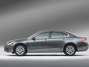 Honda Accord Sedan 2011 (2)