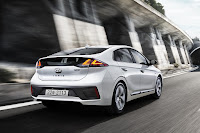 Hyundai Ioniq Hybrid (2019) Rear Side