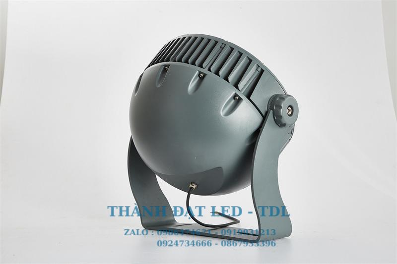 Đèn chiếu cột ngoài trời chính hãng Thành Đạt Led