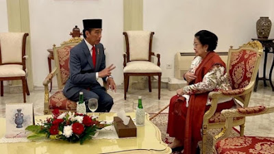 Viral Video... Pertemuan Megawati dan Jokowi, Ada Yang Aneh Tumben Jokowi Terlihat Sangat Serius