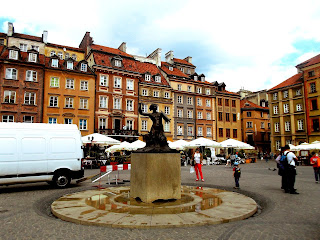 Estatua de sirena, Varsovia