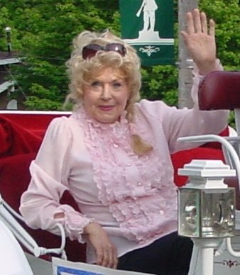 donna douglas form