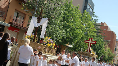 Festa i processó creus de maig a Mataró. 