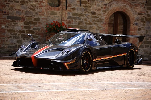 Pagani Zonda 