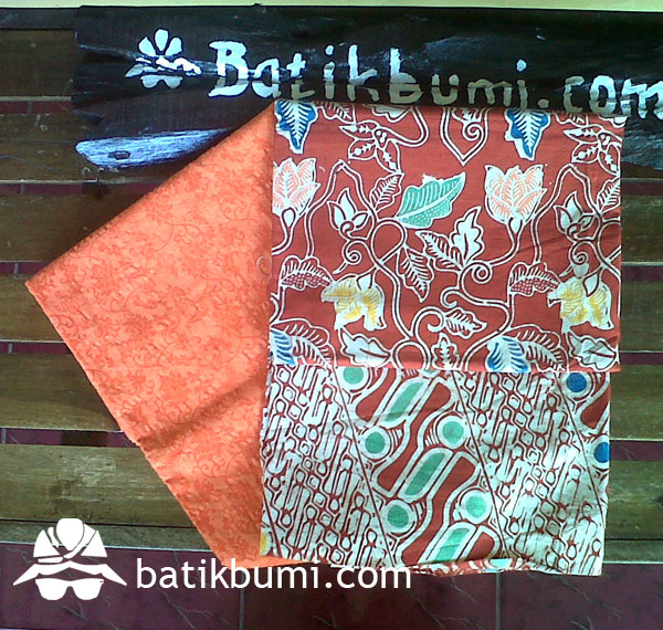 Batik Cap komb. Tulis 2 + Katun Emboss Polos