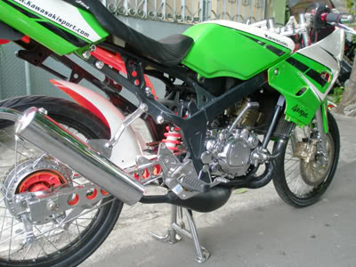 Modifikasi+Kawasaki+Ninja+150R Modifikasi Motor Ninja 150 R Hijau Krom Firing SportBike