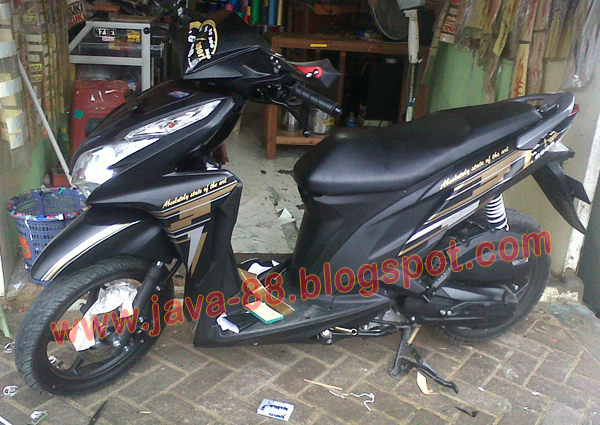 Java 88 Cutting Stiker: Honda Vario