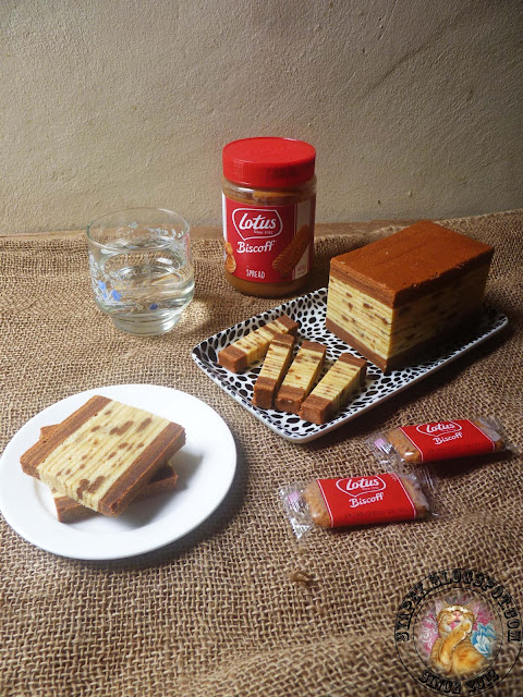 Kek Lapis Biscoff Cheese