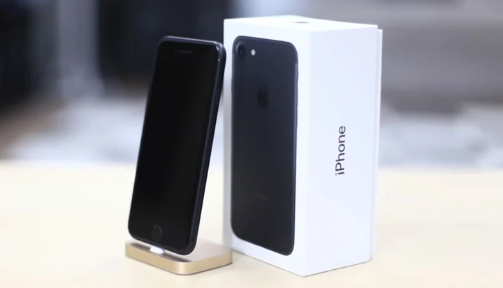 سعر و مواصفات Apple iPhone 7