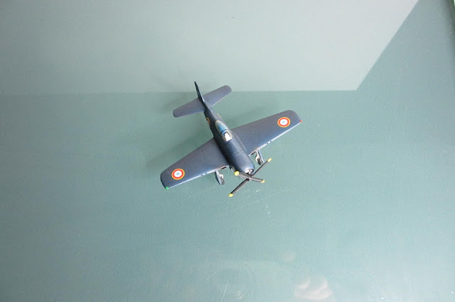 1/114 Grumman F8 Bearcat diecast metal aircraft miniature