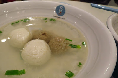 Li Xin Teochew Fishball Noodles (立兴), balls