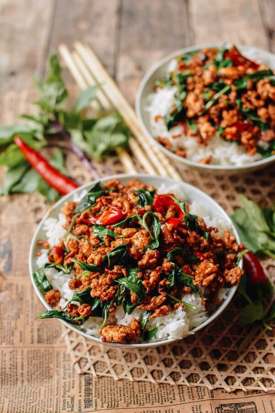 This Thai basil chicken recipe takes just 3 minutes to prepare and 7 minutes to cook