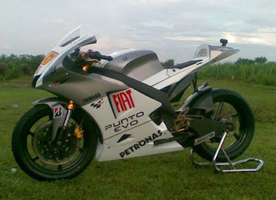 Modifikasi Vixion Full Fairing