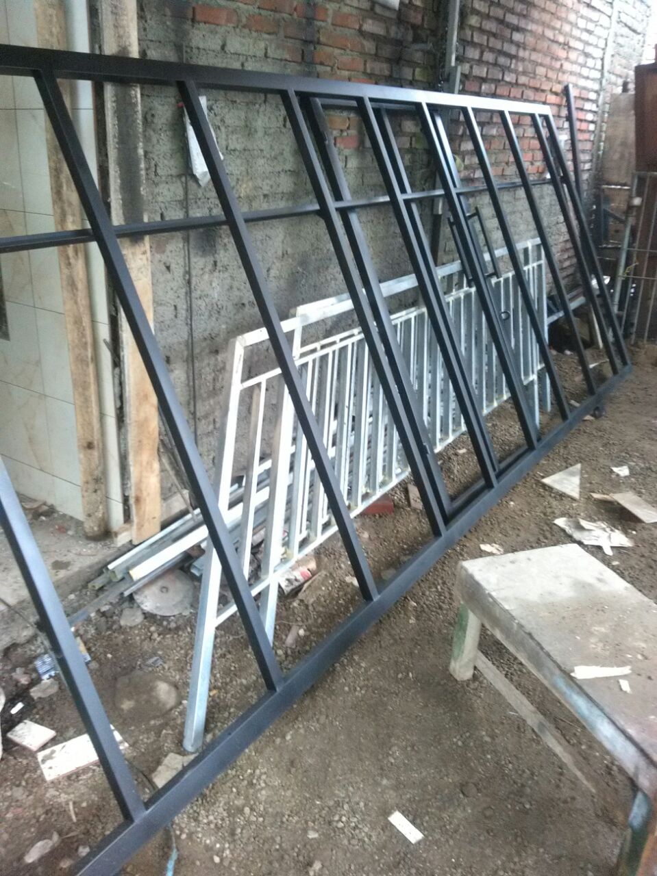 Desain pintu pagar geser di bandung Bengkel las cilengsi 