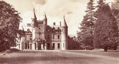 Castle exterior when in its original condition photographed in 1939