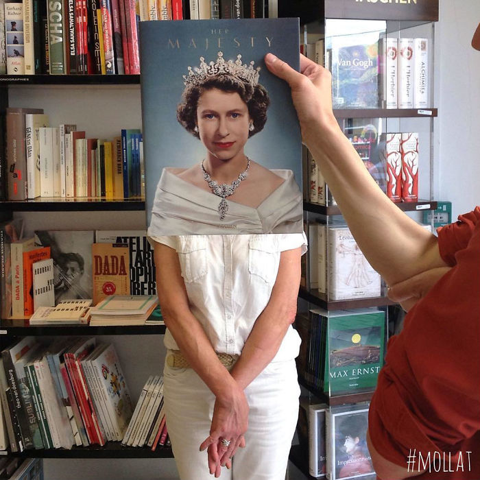 40 Hilarious Pictures That Show What Bookstore Employees Do When They're Bored