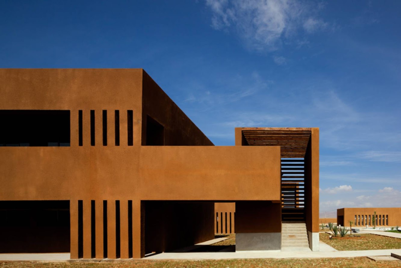 Guelmim, Marocco: Guelmim Technology School by El Kabbaj, Kettani, Amine Siana