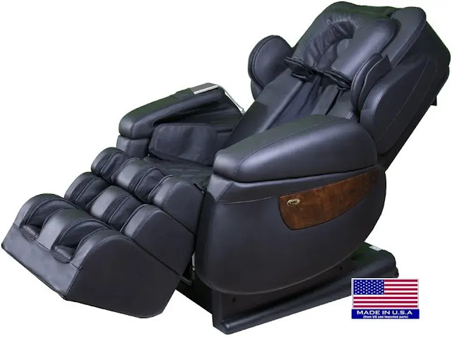 4. Luraco i7 iRobotics 7th Generation 3D Zero Gravity Heating Massage Chairs