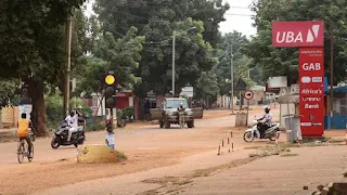 Shooting, road closures and TV broadcasting stop, What is happening in Burkina Faso? Media sources and eyewitnesses said that military groups closed the main roads leading to the presidential residence, some administrative buildings, and the national television, which stopped broadcasting, coinciding with hearing the sound of gunfire at dawn today, Friday.  Local media in Burkina Faso reported that a military group cut off some roads in the capital, Ouagadougou, and halted state television broadcasts.  The media added on Friday that the capital witnessed shooting in the morning hours, then a military group closed some of the city's roads and cut off television broadcasts.  Eyewitnesses reported that heavy gunfire was heard coming from the main army camp and some residential areas in the capital of Burkina Faso.  On January 24, the army in Burkina Faso announced the dismissal of President Roch Kabore, the suspension of the constitution, the dismissal of the government, the dissolution of Parliament and the closure of borders.  In his first speech, the military commander, Paul-Henri Sandaugo Damiba, who declared himself president of Burkina Faso, called on the international community to help his country out of its crisis while pledging to return to normal political life.