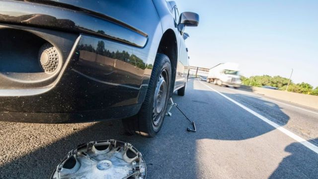 Why do car tires burst? : का फुटतात गाडीचे टायर? खरं कारण आणि टायरवरील कोड मागचं सत्य माहित असरणं गरजेचं