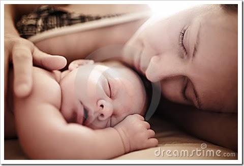 newborn-baby-sleeping-15608948