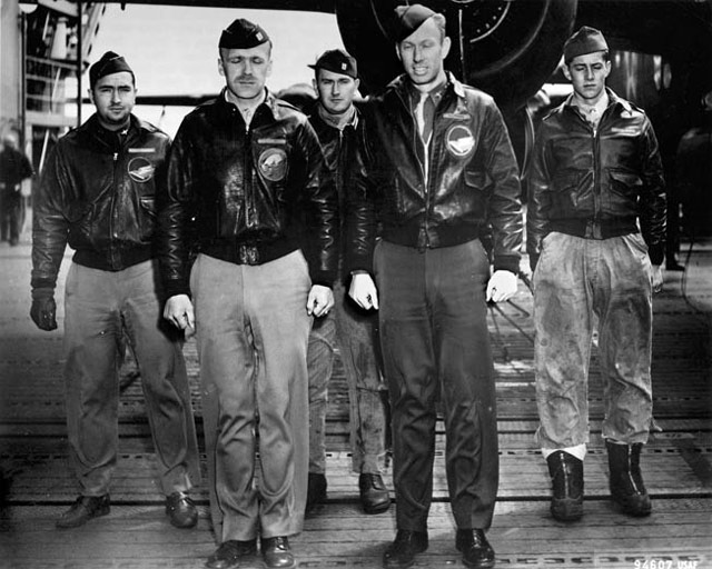 Crew 8 of the Doolittle Mission April 1942 worldwartwo.filminspector.com