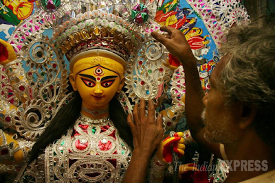 Kolkata Durga Puja 2016 Photos with celebration