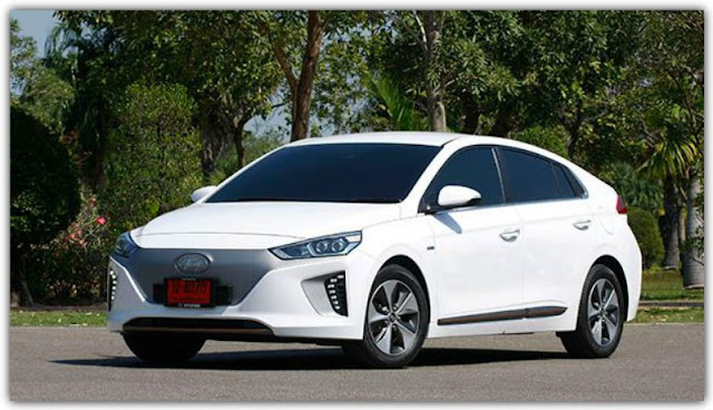 2019 Upcoming Sports Car Hyundai Kona EV Preview With Price, Drive & Quality