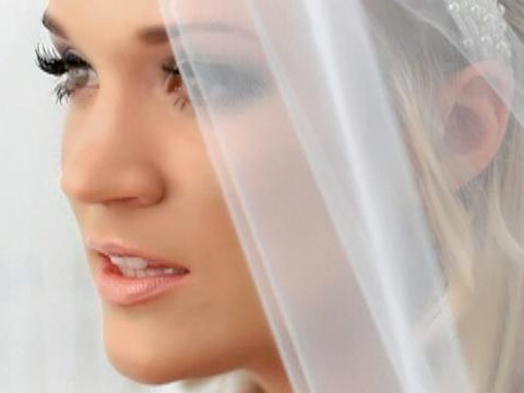 Carrie Underwood Wedding Pictures, Photos in Beautiful Wedding Dress