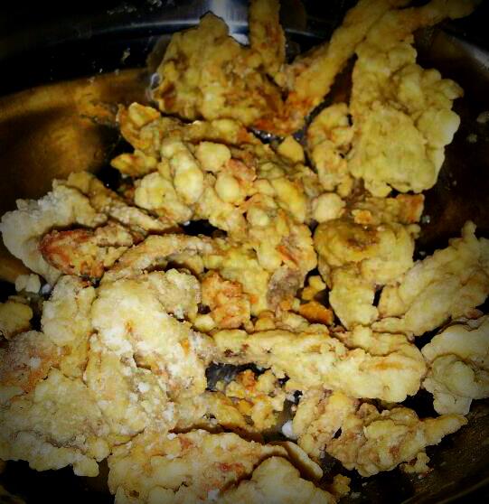 HeaRtY HoNeY bLoGLaYaNzZzZ!: Cendawan Goreng Tepung 