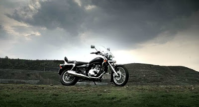 AVENGER BIKE HD PHOTOS  05