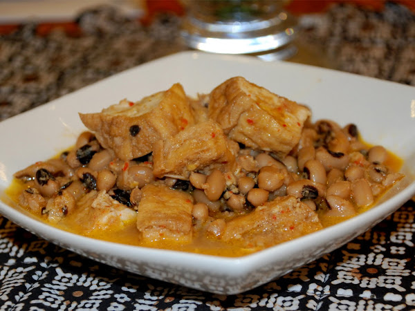 Sambal goreng tahu kacang tolo