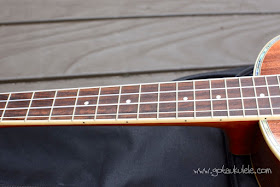 Fender Montecito Ukulele fingerboard