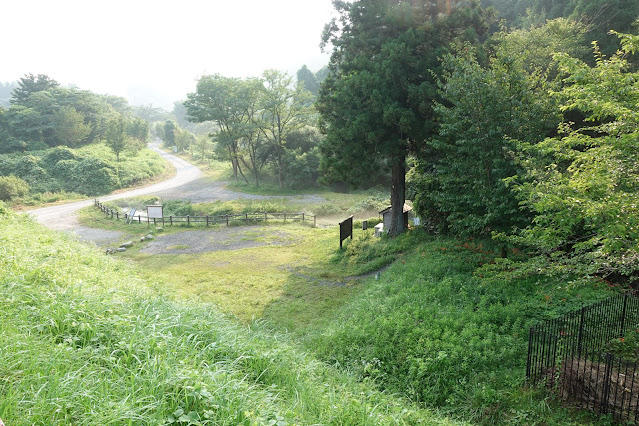 鳥取県西伯郡伯耆町丸山の地蔵滝の泉