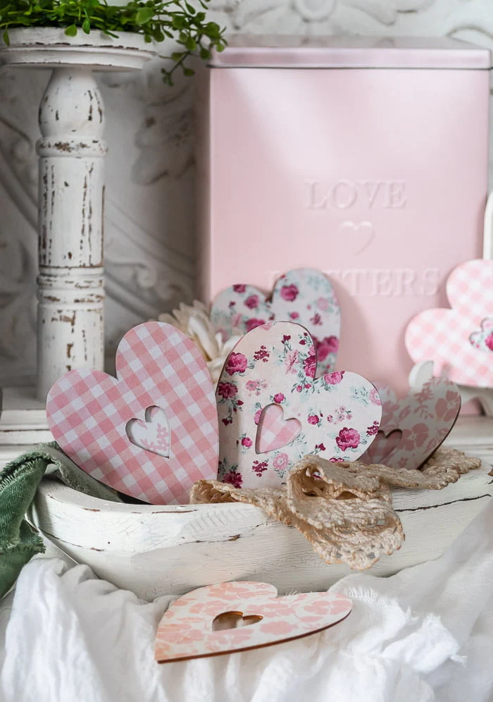 wood dough bowl, pink floral paper hearts