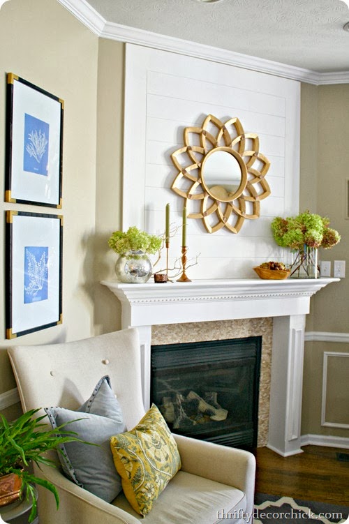 How to decorate a mantel