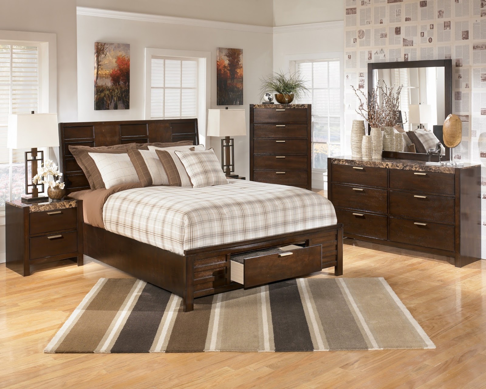 How To Arrange Bedroom Furniture Elegant For Your Bedroom Design Planning with How To Arrange Bedroom Furniture Home Decoration Ideas