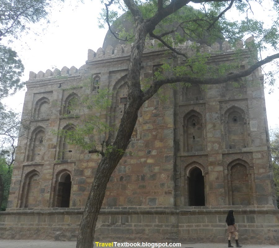 Bagh-I-Alam Ka Gumbad