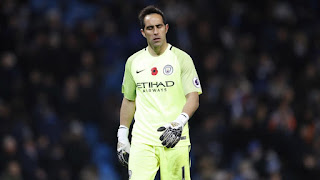 Agen Bola - Claudio Bravo Tidak Pantas Dapatkan Komentar Negatif