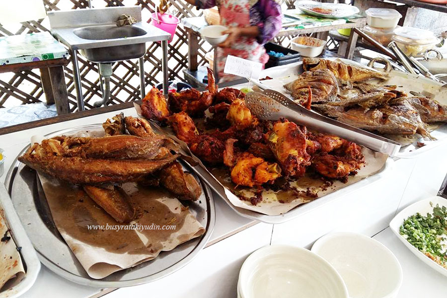 Restoran Ikan Bakar Top Alor Setar, ikan bawal goreng, air asam, restoran ikan bakar alor mengkudu, ulam ulaman, gulai kawah, 