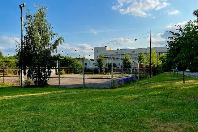 Ярославское шоссе, территория Московского государственного строительного университета, спортивная площадка
