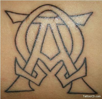 Celtic Tribal Tattoos for Men omega shoulder tribal tattoo